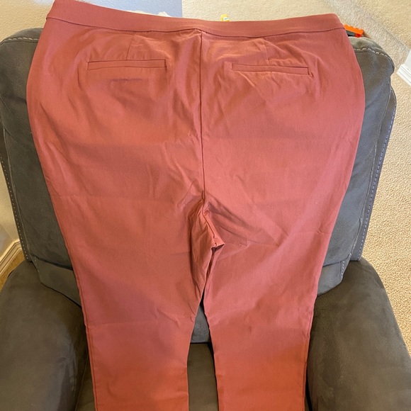 violets & roses Pants & Jumpsuits Womens Size 8w Dark Pinkmauve